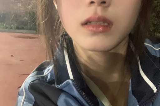 不到24小时娱乐圈又出三大八卦顶流小花、男星带女儿见情人