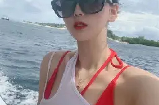 开年第一瓜反转！关晓彤王安宇恋情被曝鹿晗范丞丞紧急声明